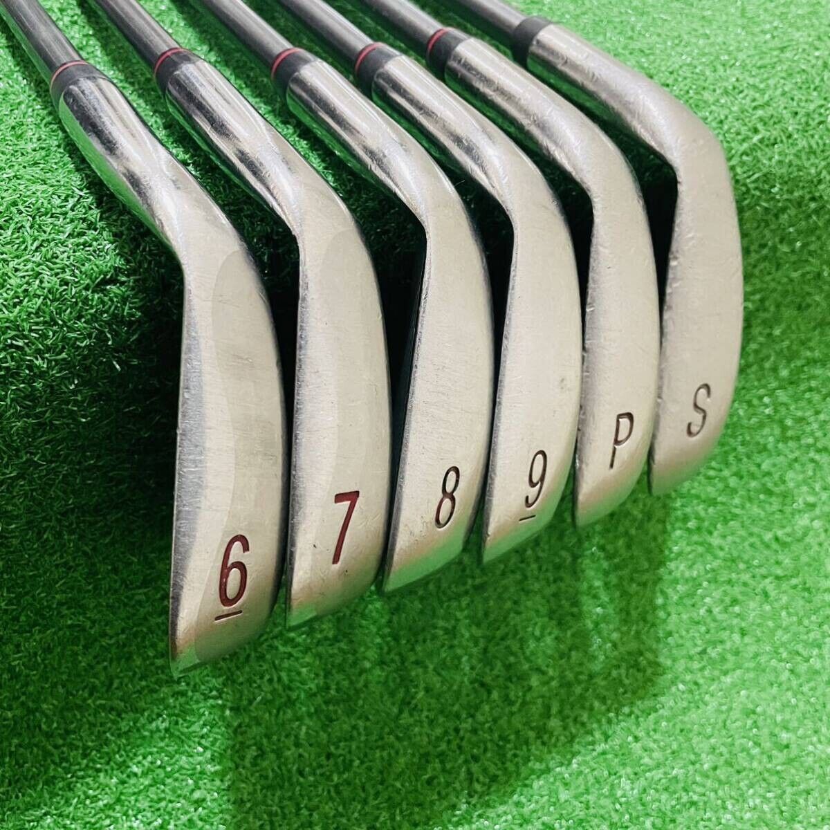 ONOFF LP-404I 6pcs 6-Pw-Sw Iron Set SMOOTH KICK LP-404I Flex Ladies