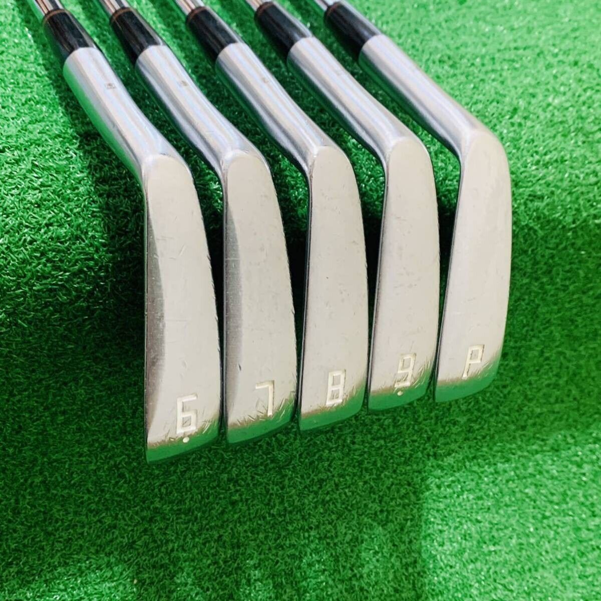 Globeride Onoff Forged 2019 5pcs 6-Pw Iron Set Ns Pro Modus3 Tour105 Flex S