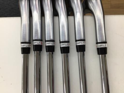 Piretti Classic 2023 6pcs 5-Pw Iron Set AMT TOUR WHITE S200 Flex Stiff