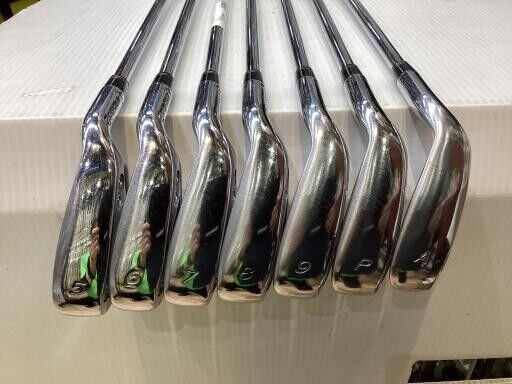 TaylorMade r7 CGB MAX 2006 7pcs 5-9+PW+AW Iron Set N.S.Pro 950GH Flex Regular