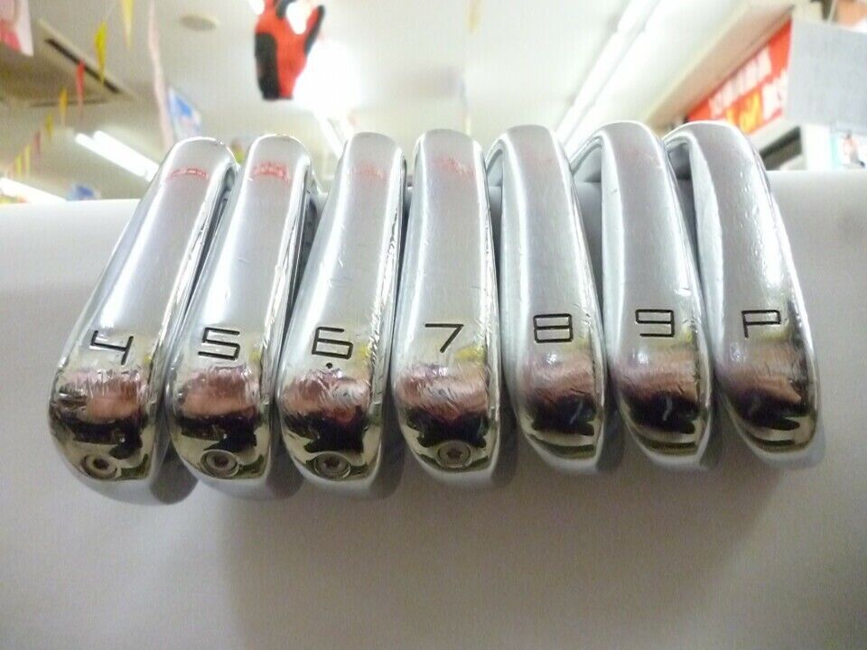 TaylorMade P760 2018 7pcs 4-Pw Iron Set Dynamic Gold S200 Flex Stiff Steel Shaft