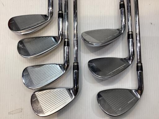 TaylorMade r7 CGB MAX 2006 7pcs 5-9+PW+AW Iron Set N.S.Pro 950GH Flex Regular