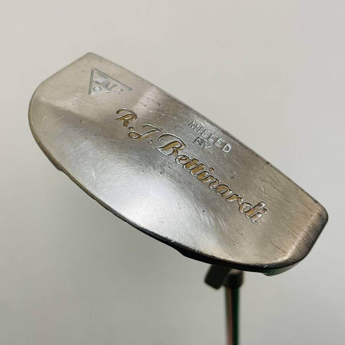 BETTINARDI MC-8 34 in Putter Right Handed