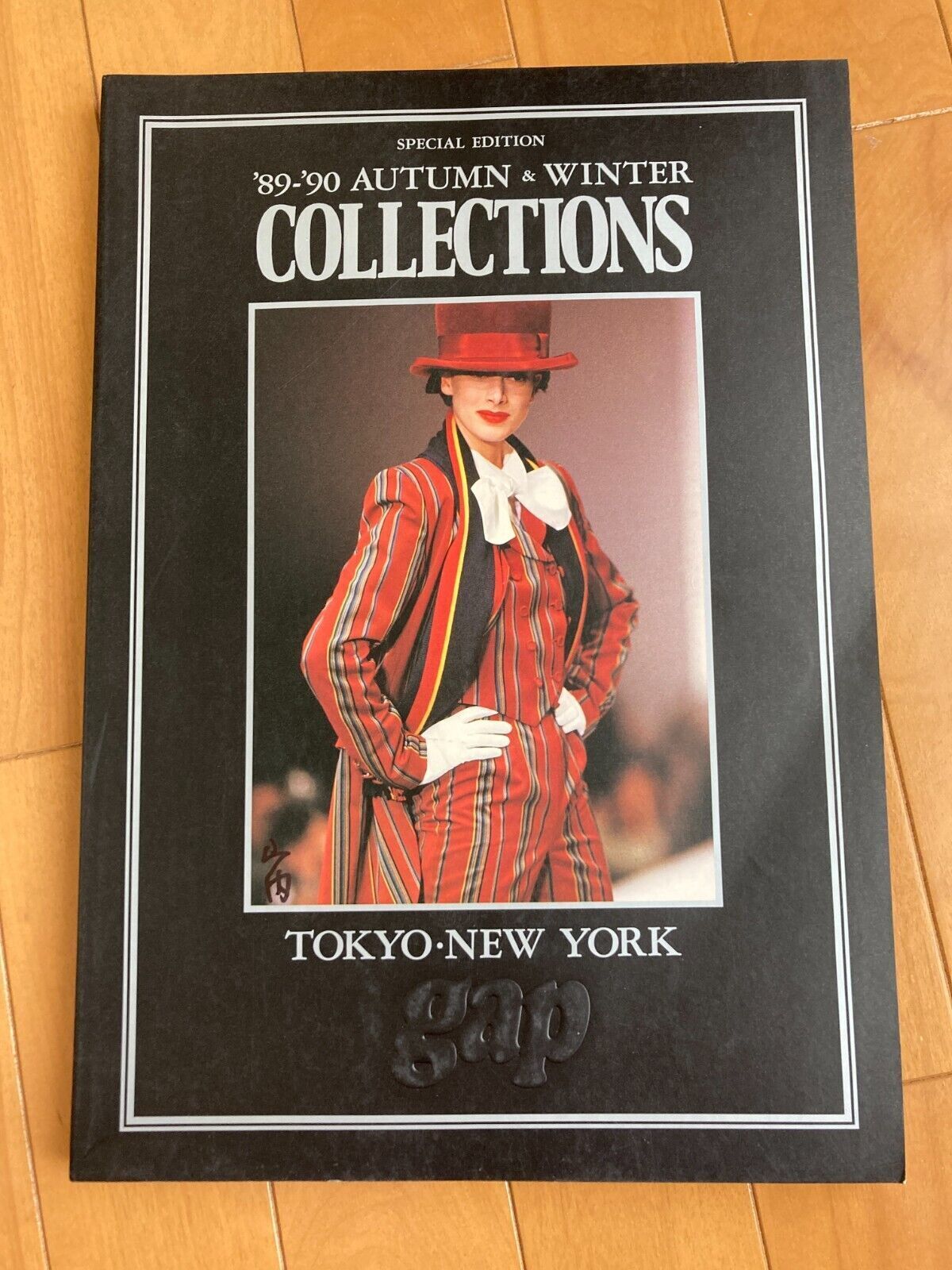 Collections Magazine from Gap Press 1989 - 2006