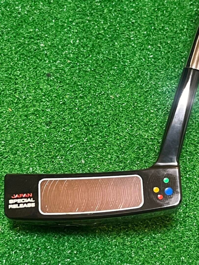 Scotty Cameron Buttonback Del Mar 34in Putter Right Handed with Head Cover