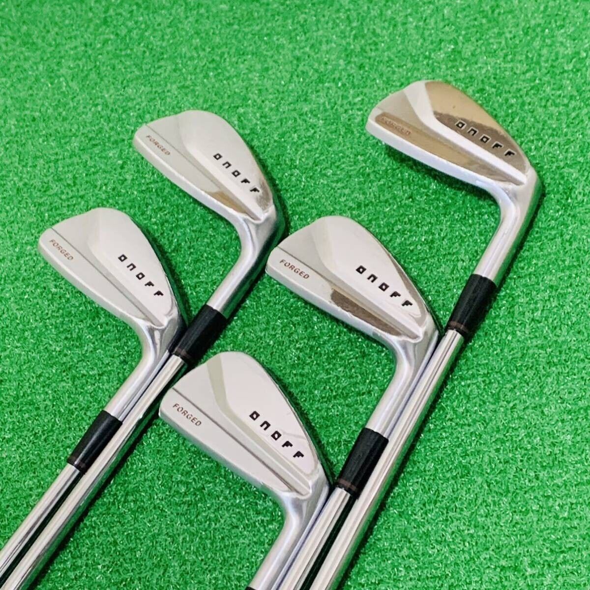 Globeride Onoff Forged 2019 5pcs 6-Pw Iron Set Ns Pro Modus3 Tour105 Flex S