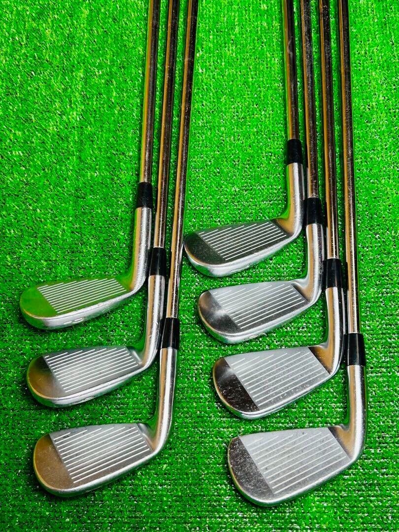 Titleist CB 714 7pcs 4-9-Pw Iron Set Dynamic Gold S200 Flex S Right Handed