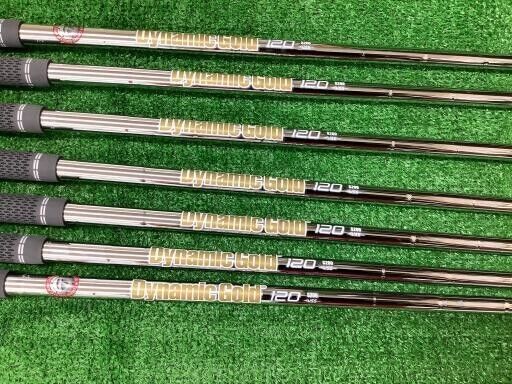 TaylorMade P790 2019 7pcs 4-Pw Iron Set Dynamic Gold 120 VSS S200 Flex Stiff