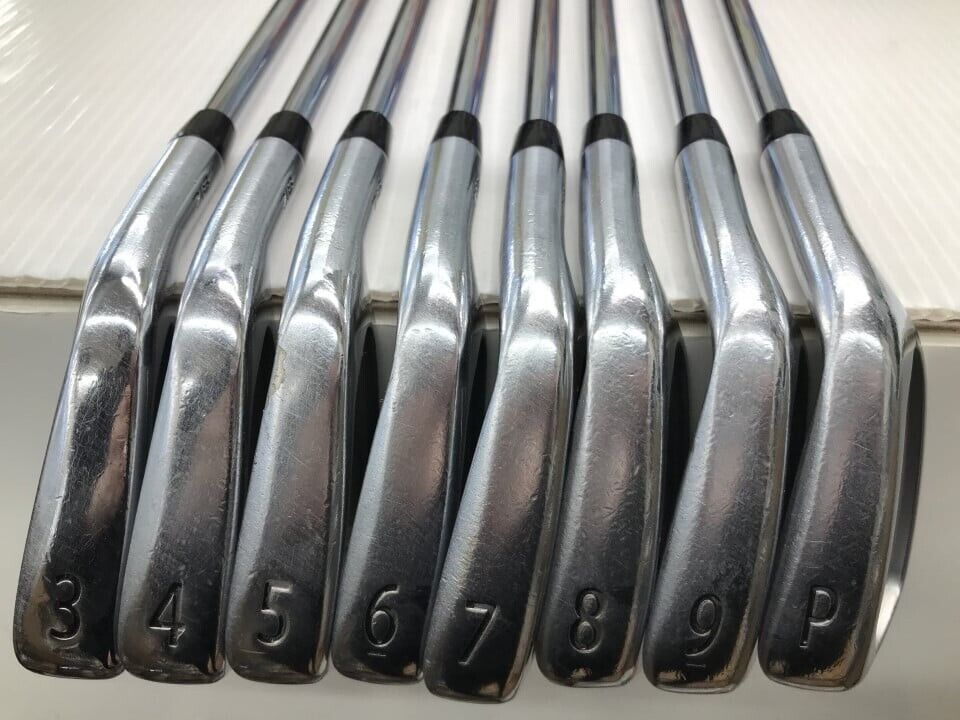 Titleist CB 718 8pcs 3-9-Pw Iron Set AMT TOUR WHITE S200 Right Handed