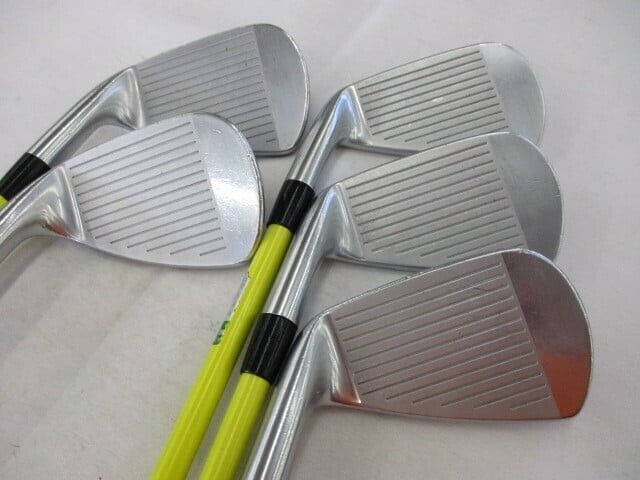 Bridgestone JGR 5Pcs 6-9+Pw iron set Tour AD J16-11i Flex Stiff