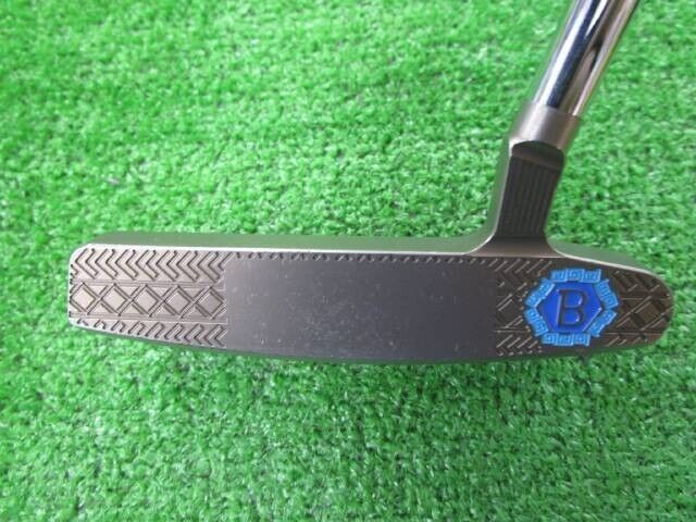 Bettinardi Limited Run TIKI SS28 34in 2022 Putter Right Handed with Head Cover