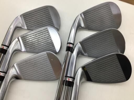 Piretti Classic 2023 6pcs 5-Pw Iron Set AMT TOUR WHITE S200 Flex Stiff