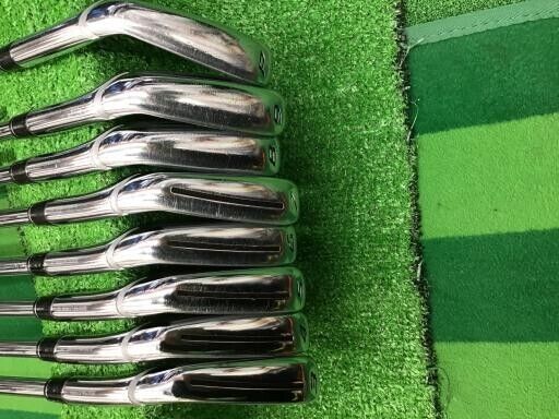 TaylorMade ROCKET BLADEZ TOUR 8pcs 3-Pw Iron Set Dynamic Gold S200 Flex Stiff