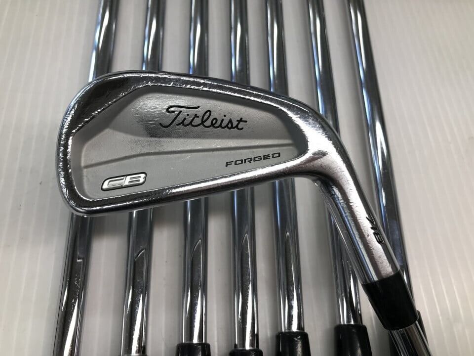 Titleist CB 718 8pcs 3-9-Pw Iron Set AMT TOUR WHITE S200 Right Handed